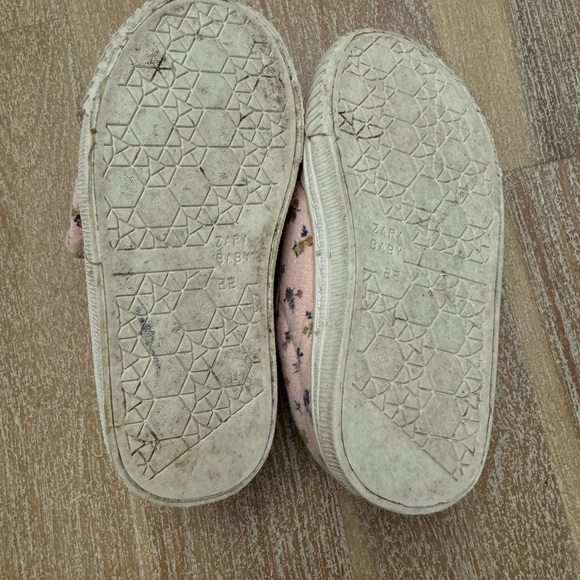 Zara Pink Toddler Runners Slip On Shoes 22 - Picture 4 of 4
